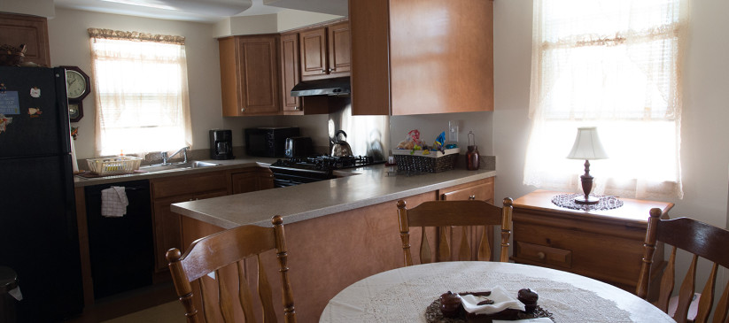 Beautiful brown kitchen cabinets